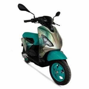 Scooter Electrique PIAGGIO 1 vert